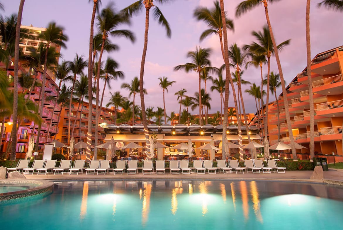 Villa del Palmar Vallarta — Pool and Pool Bar