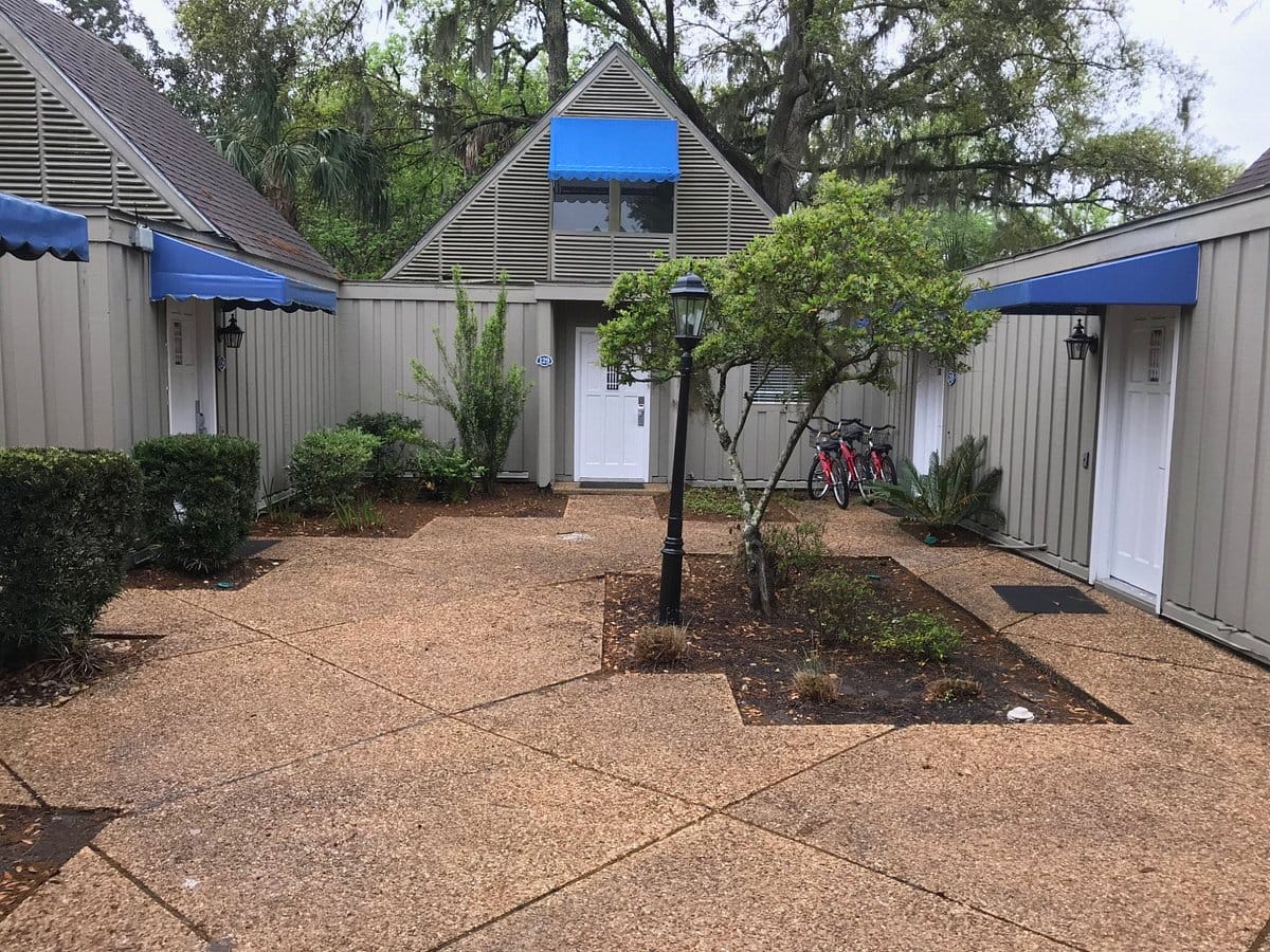 Village At Palmetto Dunes outdoors