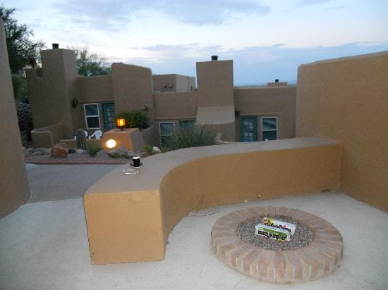 Villas Gold Canyon campfire