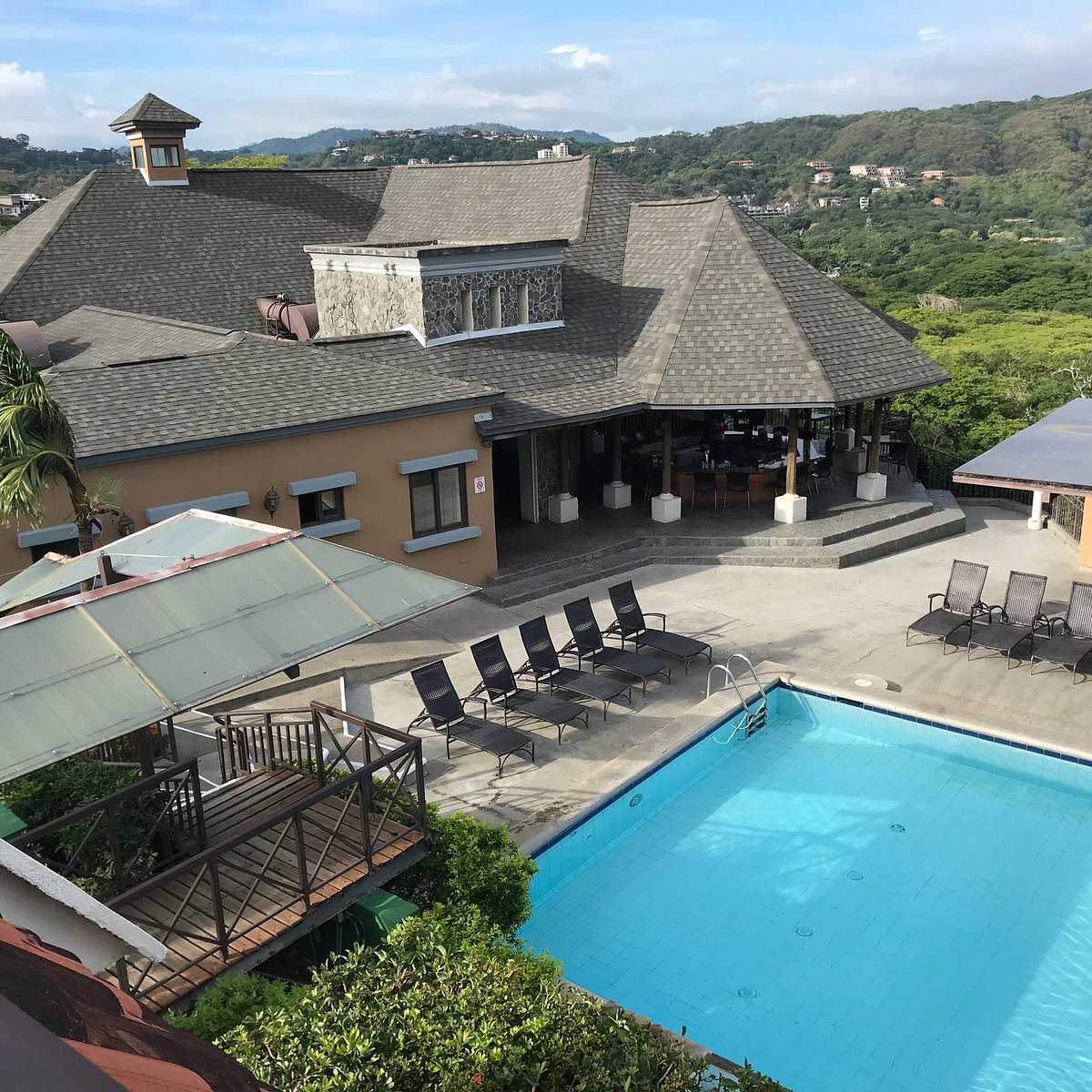 Villas Sol Hotel And Beach Resort pool buidling