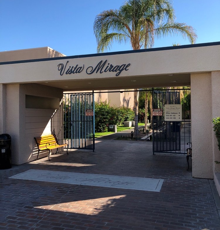 Vista Mirage Resort sign