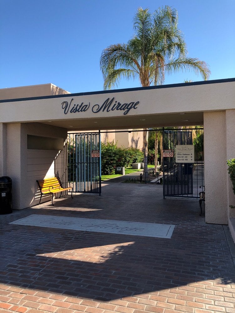 Vista Mirage Resort sign