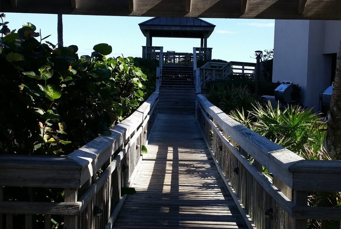 Vistana's Beach Club walkway