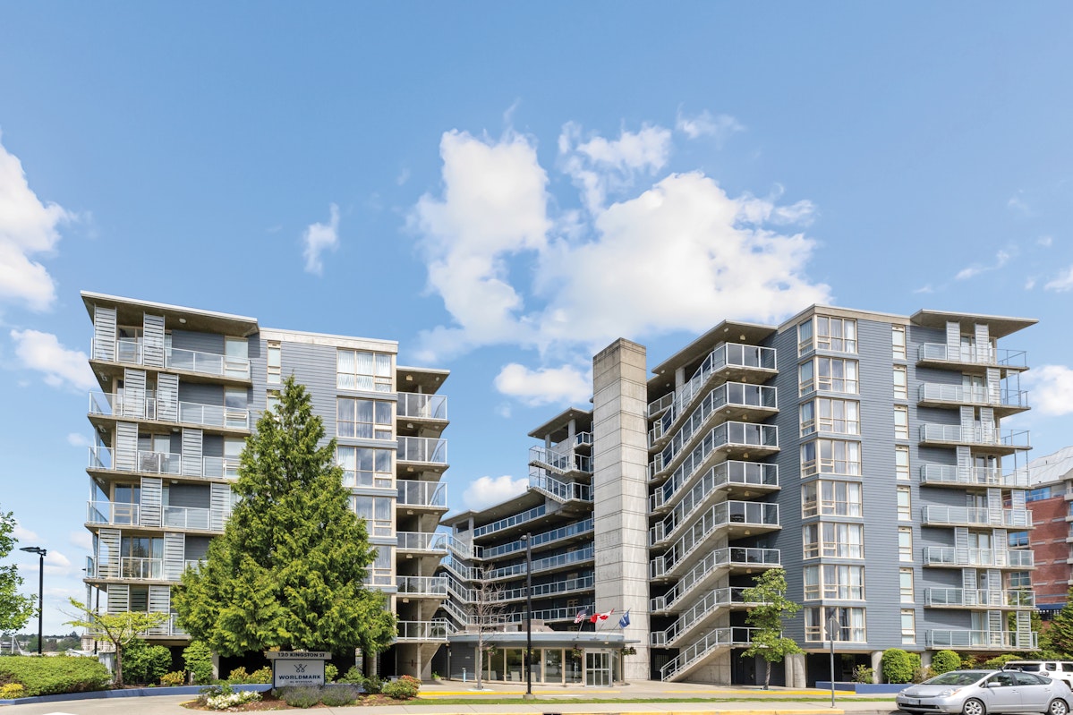 WorldMark Victoria Ext and Sign