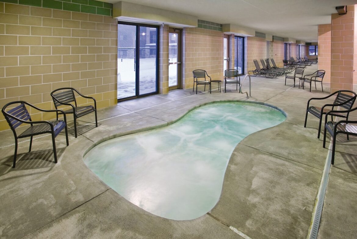 Worldmark West Yellowstone Hot Tub