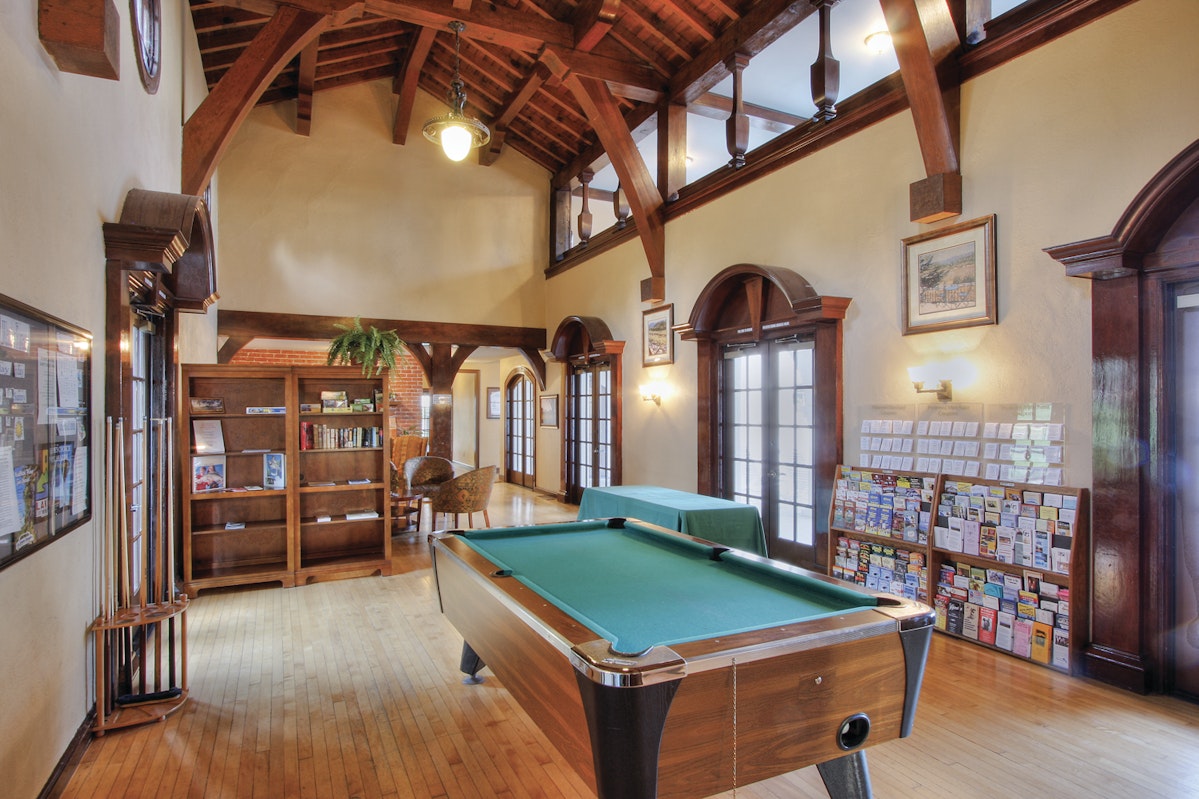 Worldmark Wine Country Clear Lake Billards Room