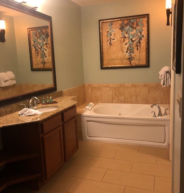 Wyndham Cypress Palms bathroom