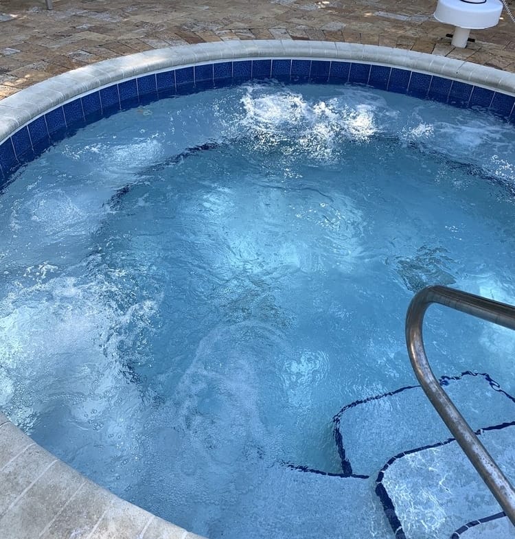Wyndham Cypress Palms hot tub