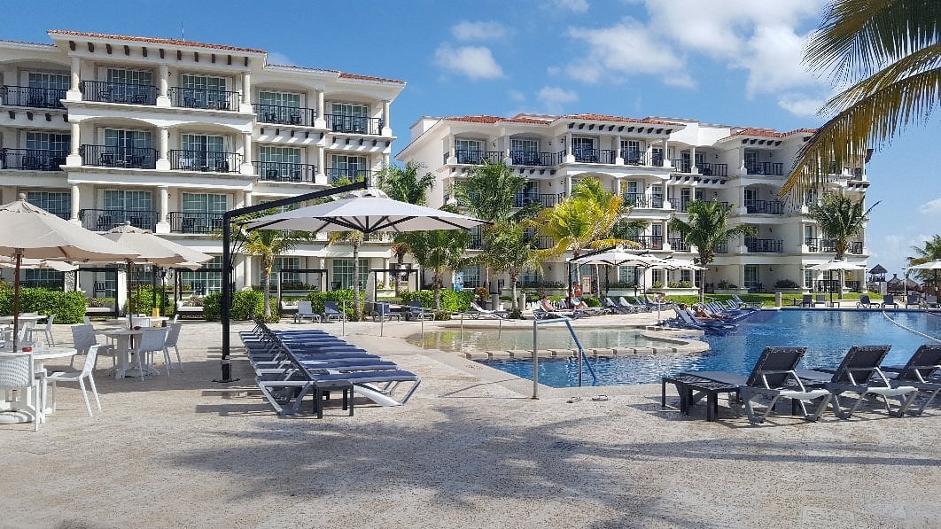 Wyndham El Cid Marina Beach Hotel & Yacht Club pool