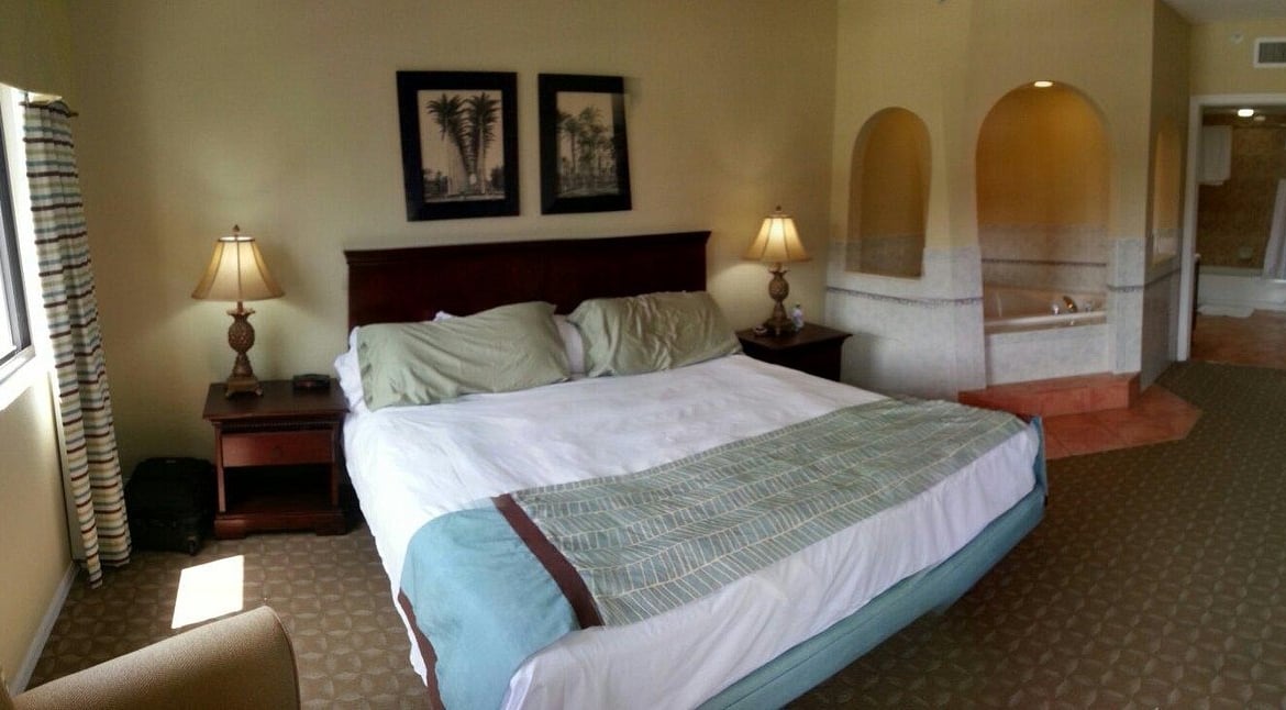 Wyndham Fort Lauderdale At Ocean Palms suite