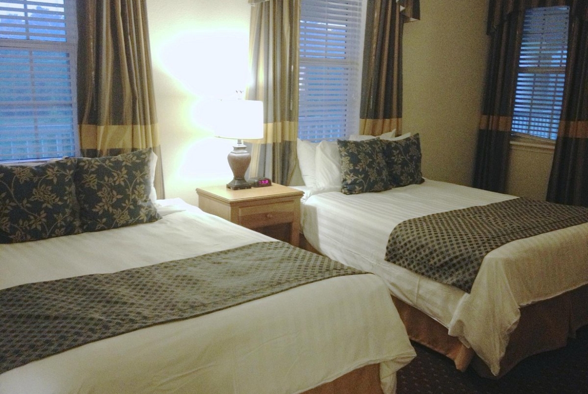 Wyndham Governors Green double beds