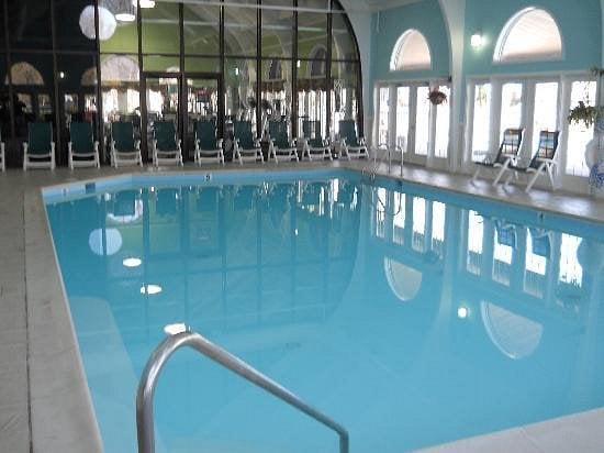 Wyndham Kingsgate pool