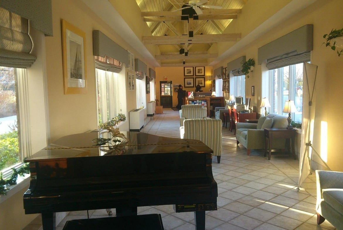 Wyndham Long Wharf Resort piano