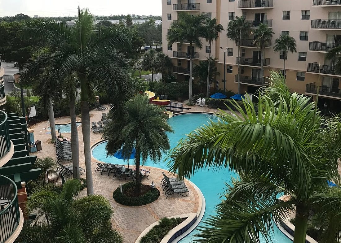 Wyndham Palm Aire pool