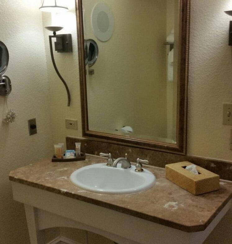 Wyndham Riverside Suites sink