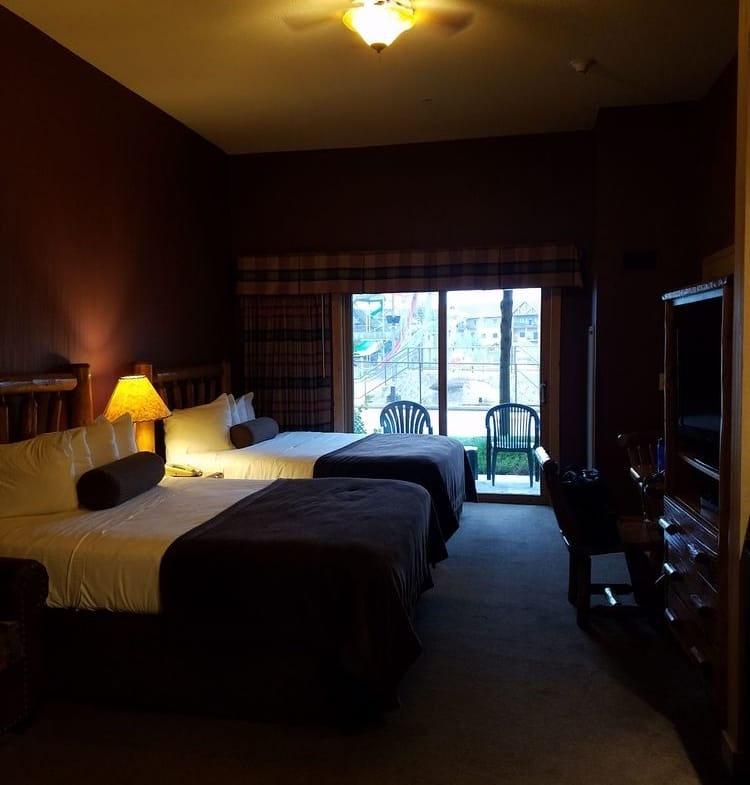 Wyndham Vacation Resorts At Glacier Canyon bedroom