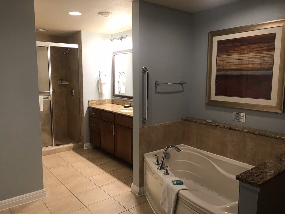 Wyndham Vacation Resorts At National Harbor bathroom