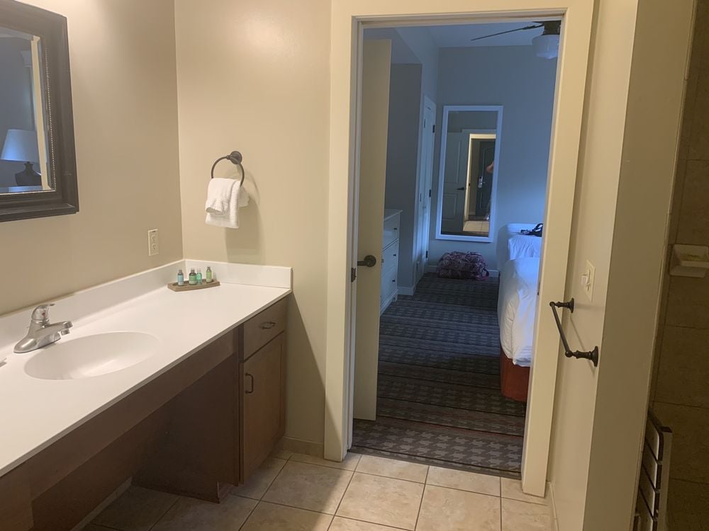 Wyndham Vacation Resorts Shawnee Village bathroom