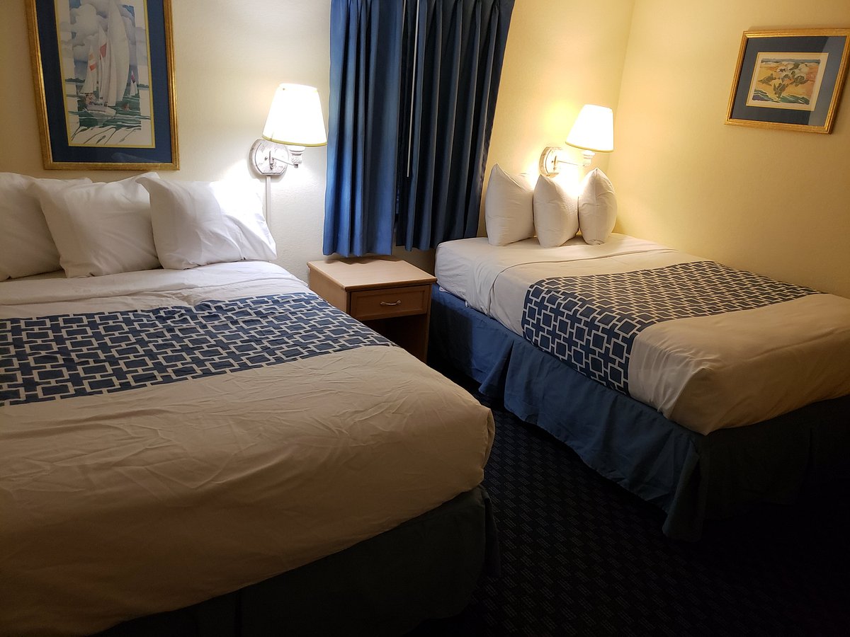 Yachtsman Resort Double Beds