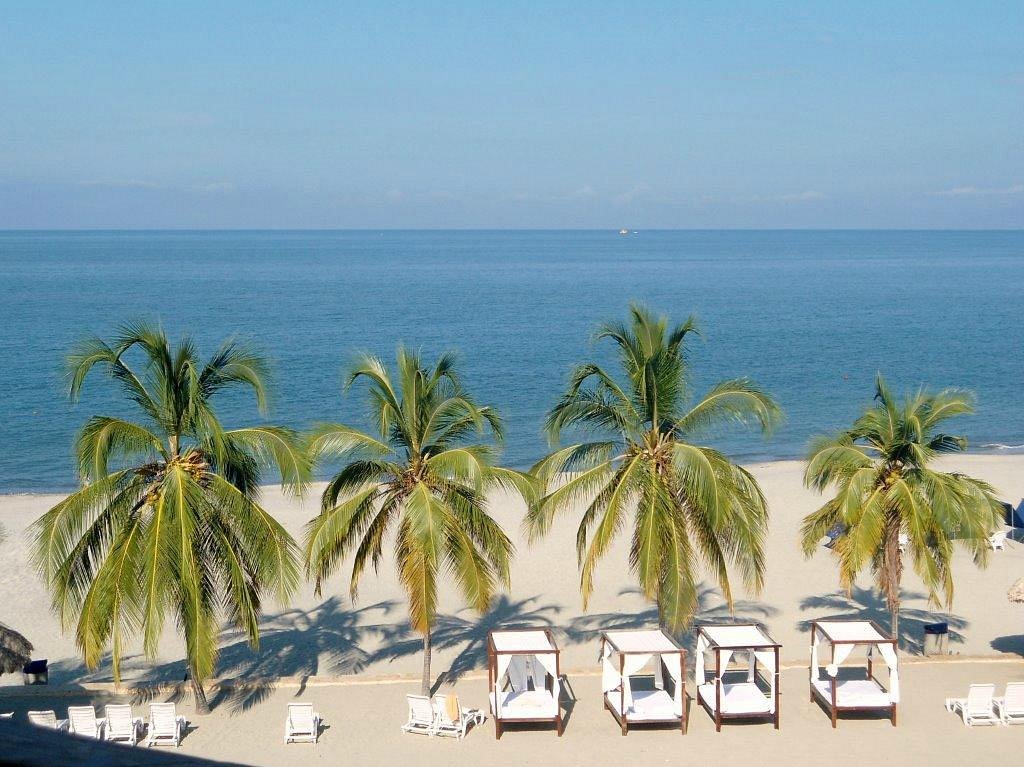 Zuana Beach Resort beach