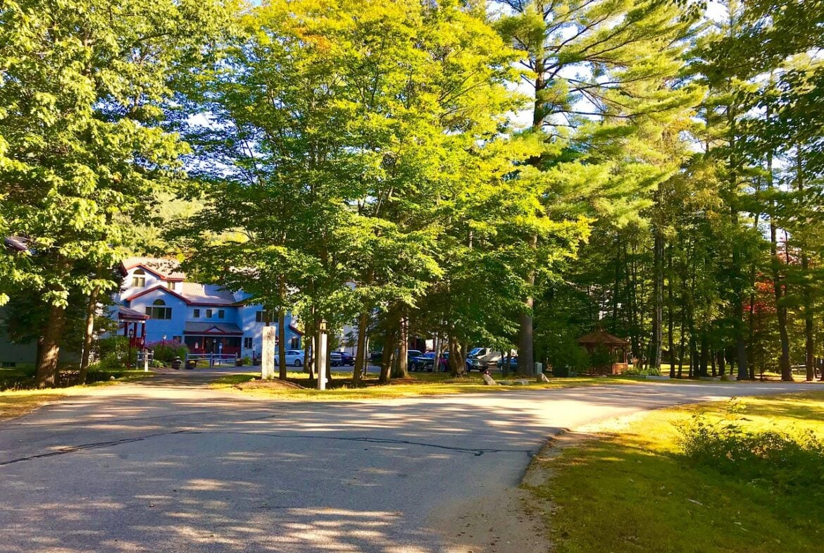 Suites At Attitash Mountain Village