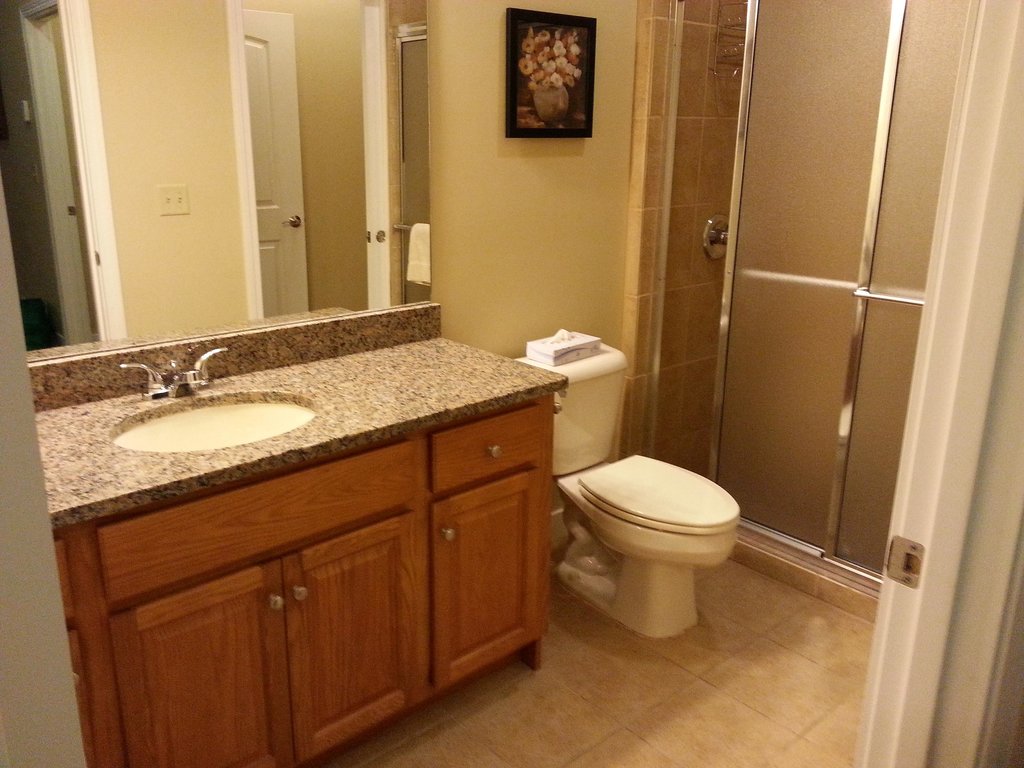 Suites At Attitash Mountain Village Bathroom