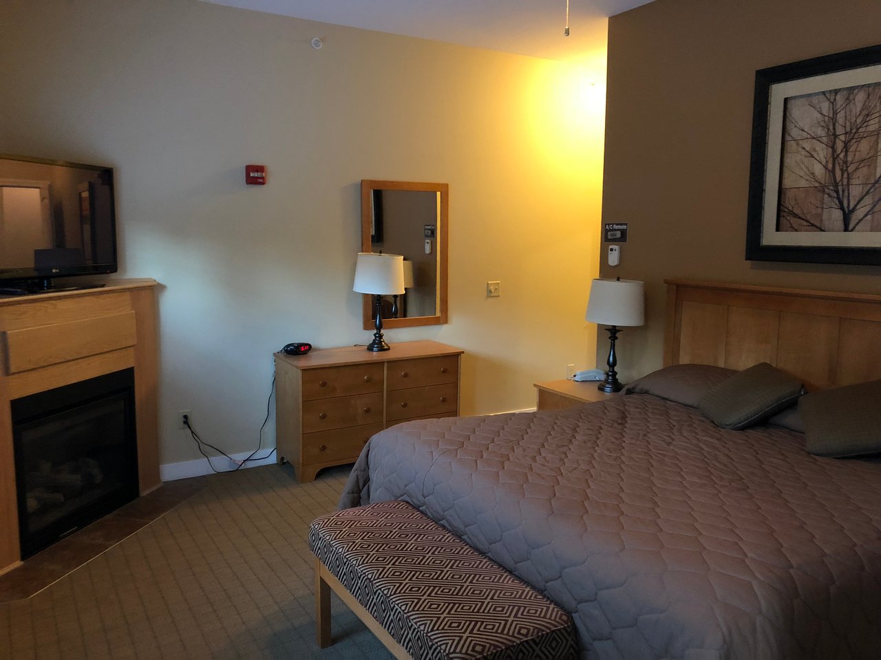 Suites At Attitash Mountain Village Bedroom