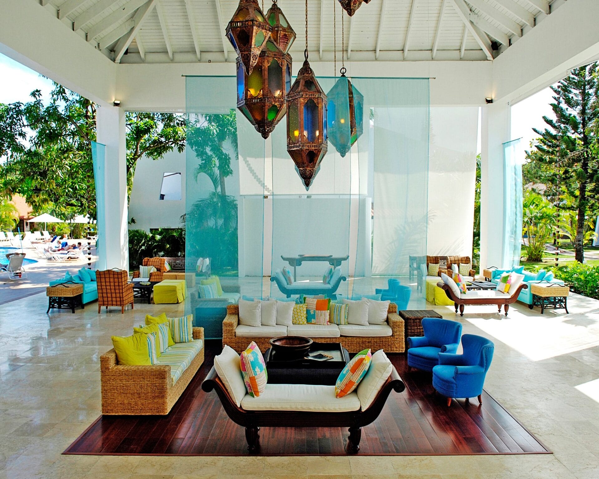 Bluebay Villas Doradas