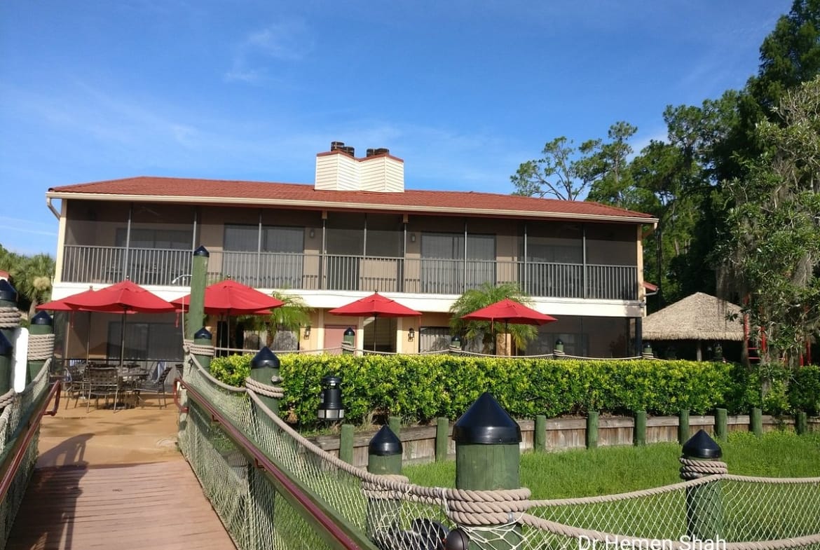 bryans spanish cove resorts near universal citywalk studios