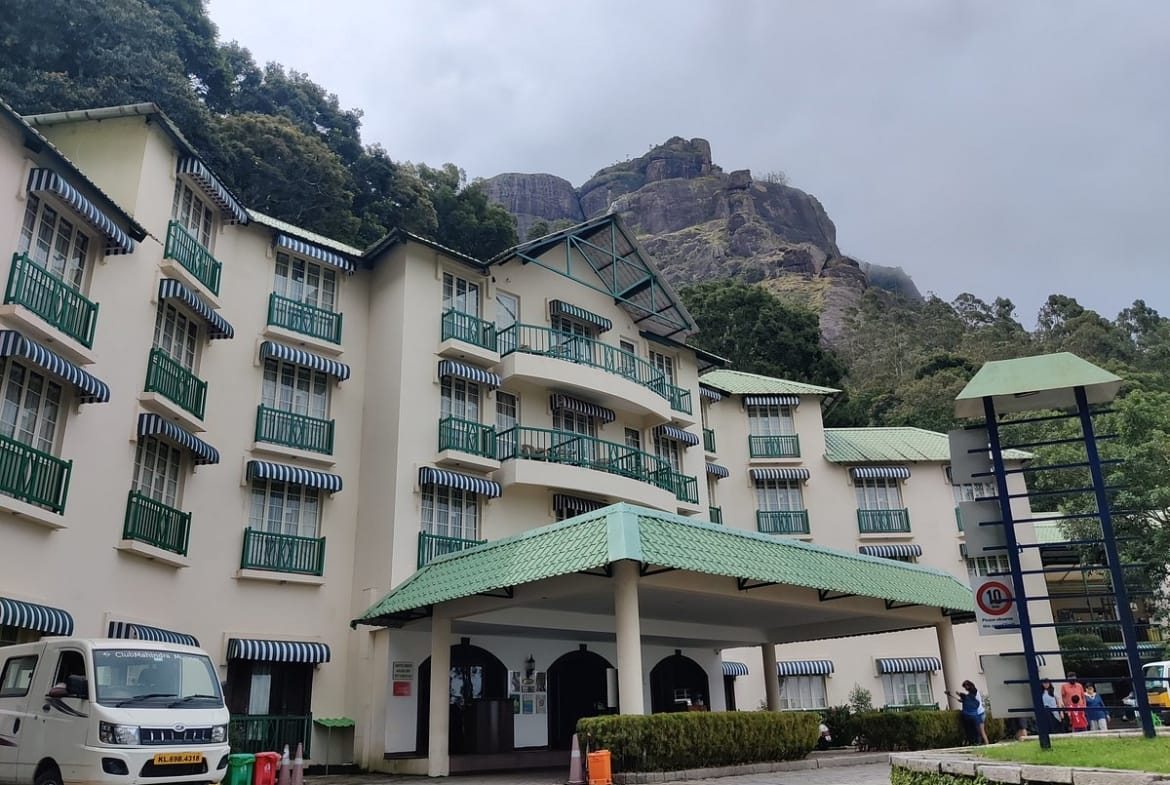 Club Mahindra Lakeview Resort - Munnar