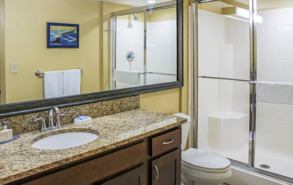 daytona beach timeshare bathroom