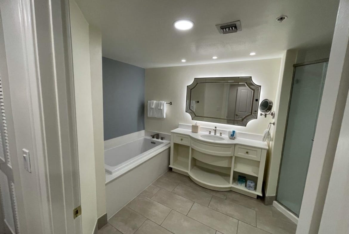 Disney’s Saratoga Springs Resort Bathroom