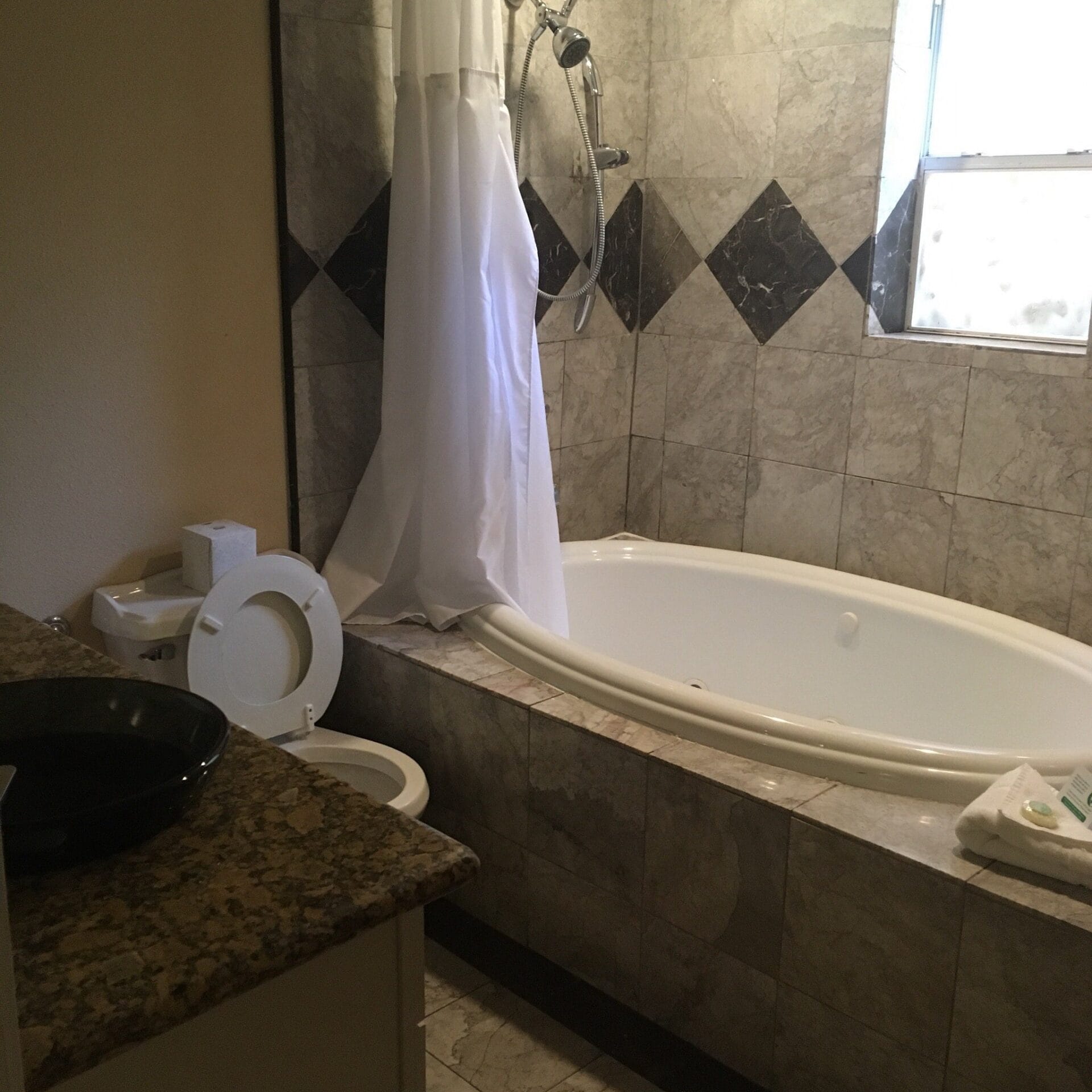 frenchmen orleans hotel