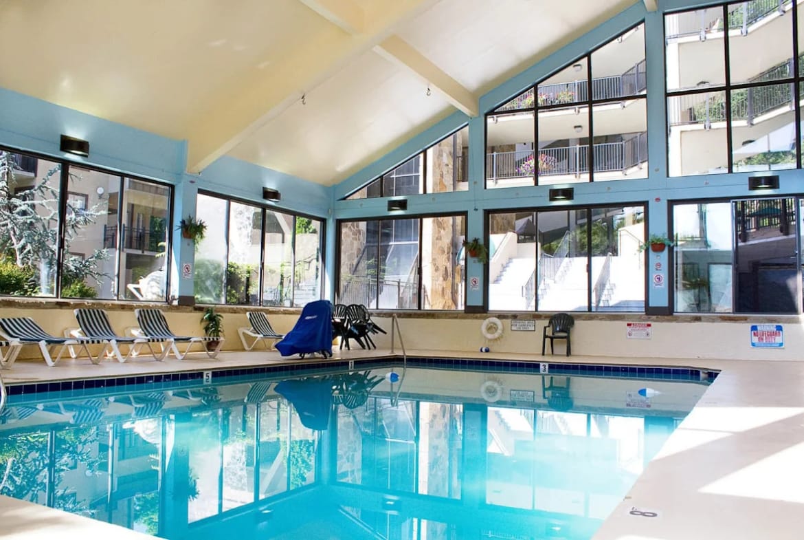 Gatlinburg Town Square Pool near Smoky Mountain National Park