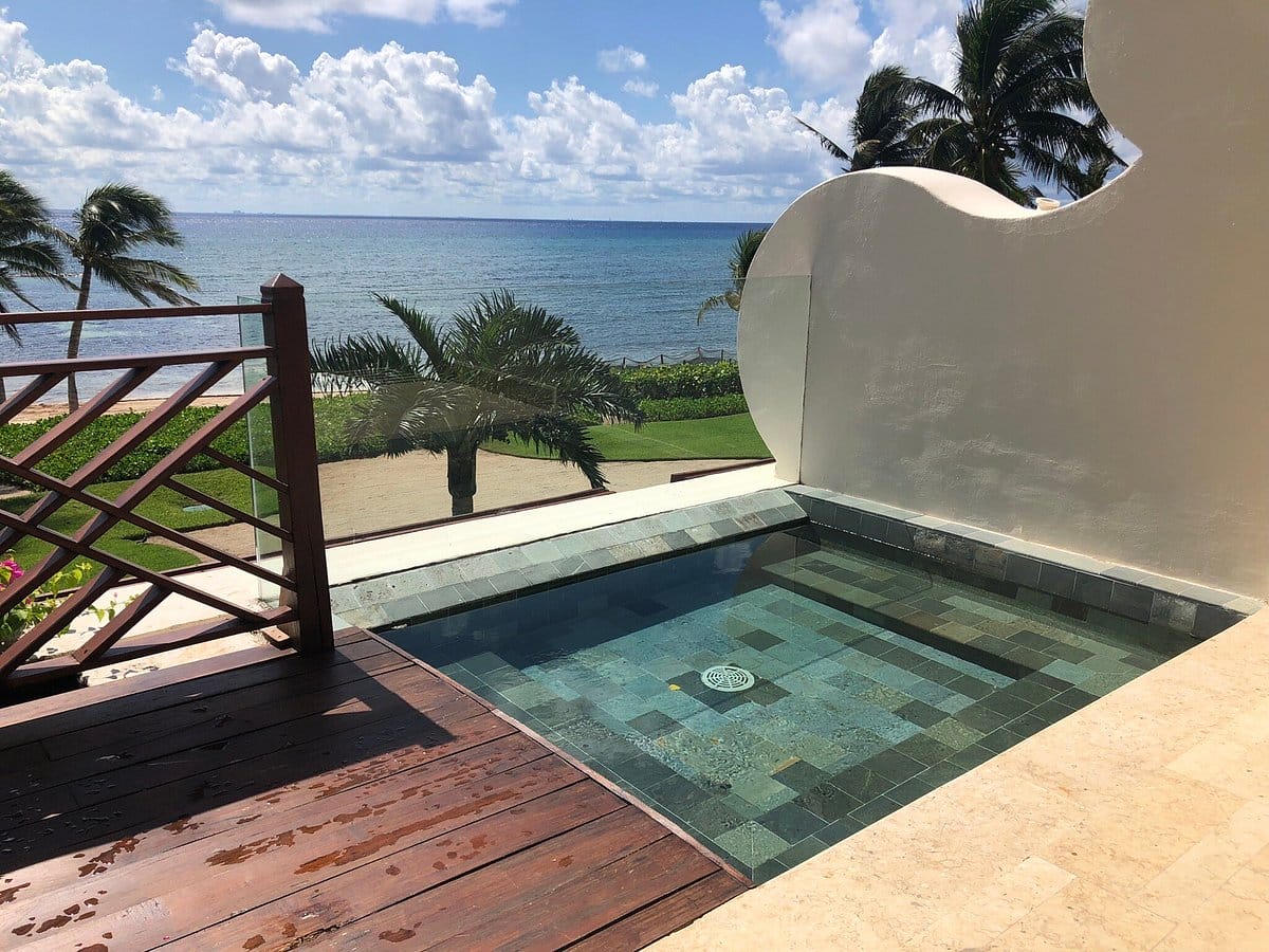Grand Velas International Residence