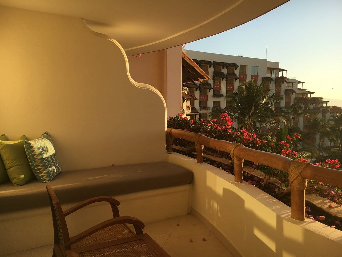 Grand Velas International Residence