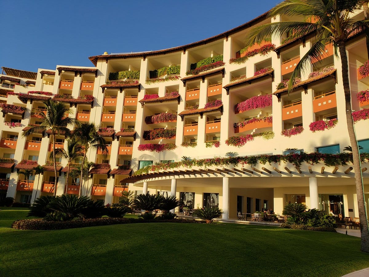 Grand Velas International Residence