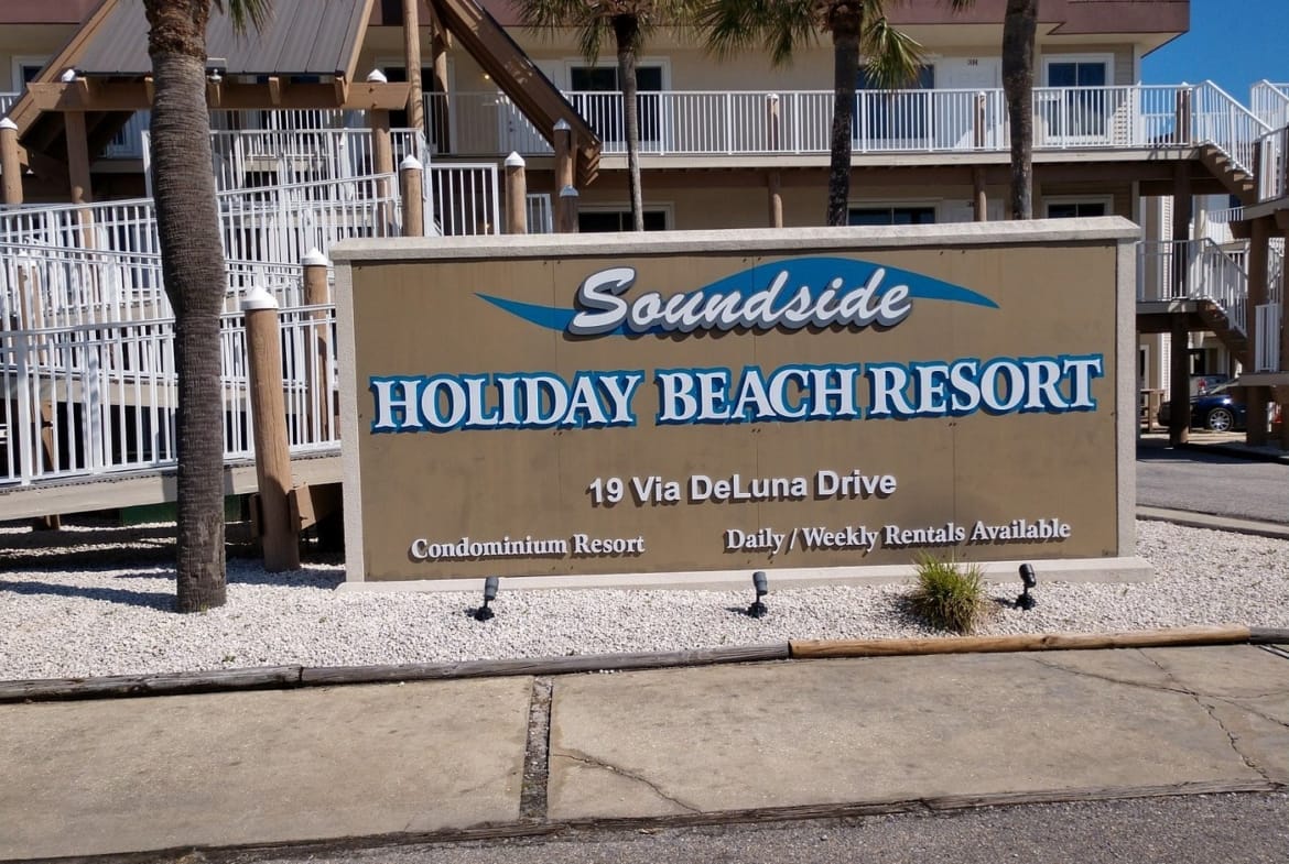 holiday beach resort soundside