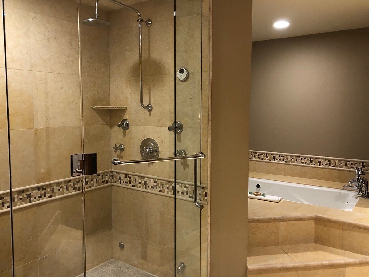 Hyatt Grand Aspen Bathroom