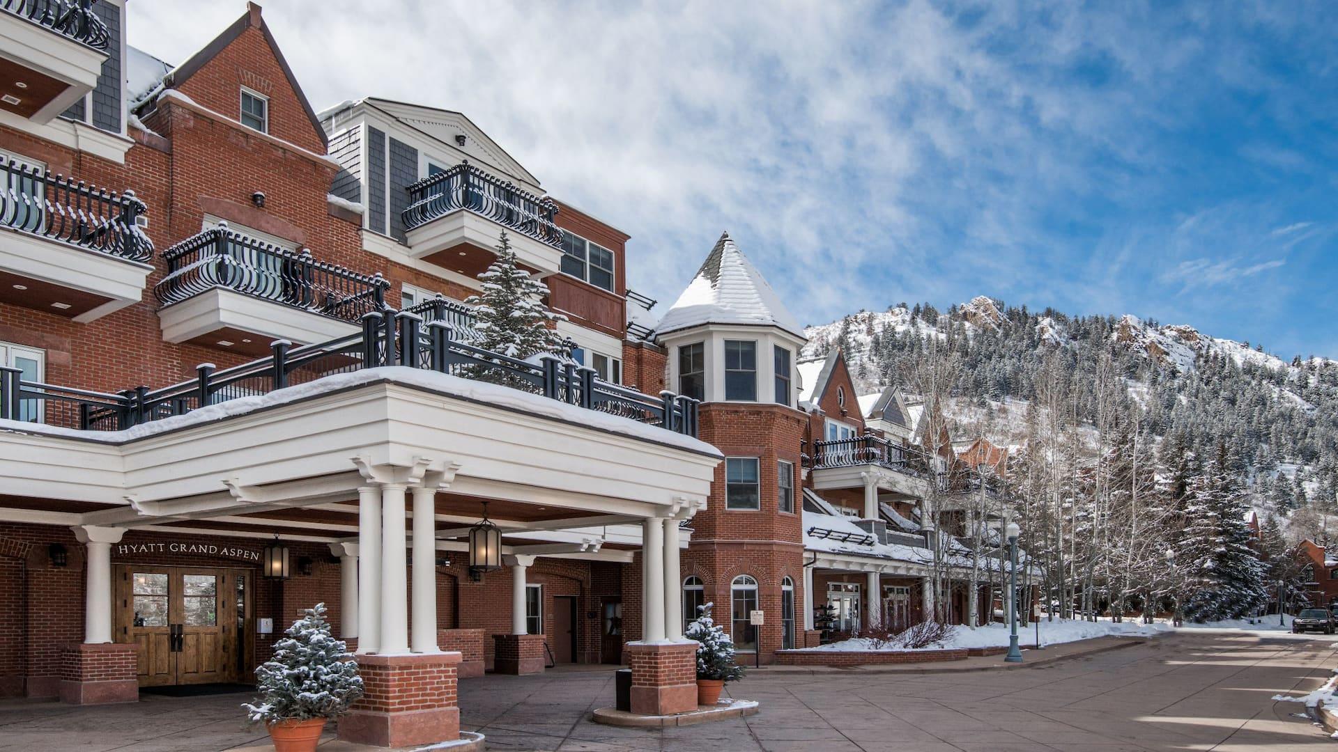Hyatt Grand Aspen Winter