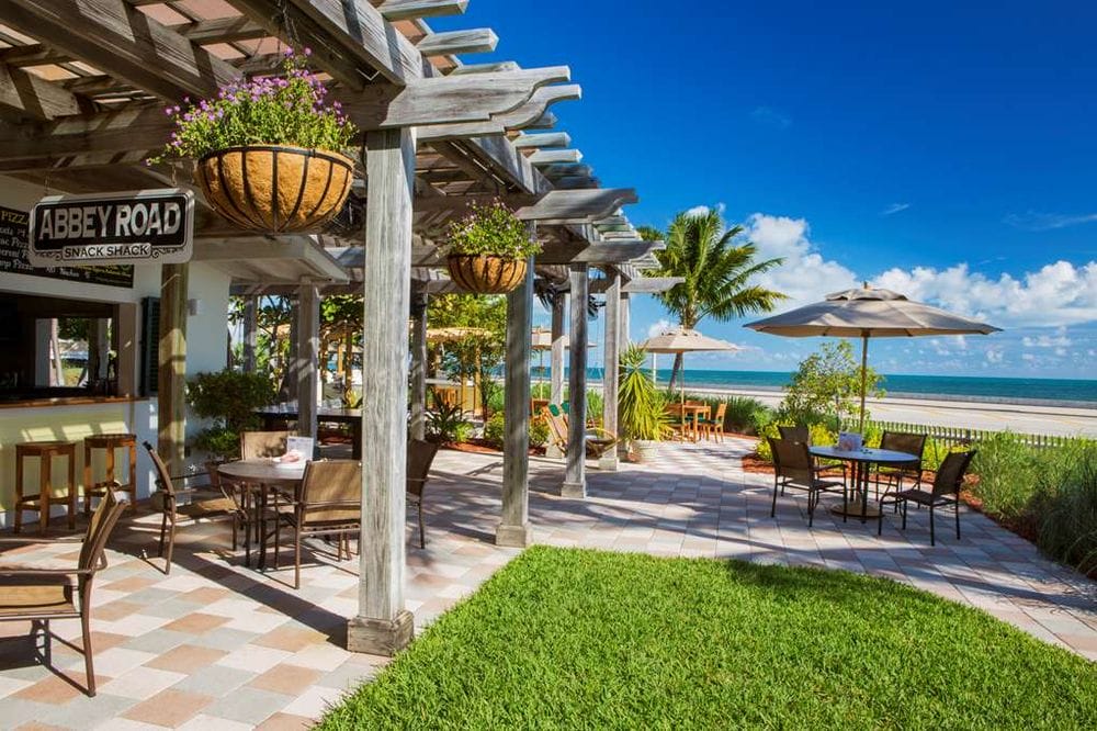 Hyatt Windward Pointe Resort Beach Bar