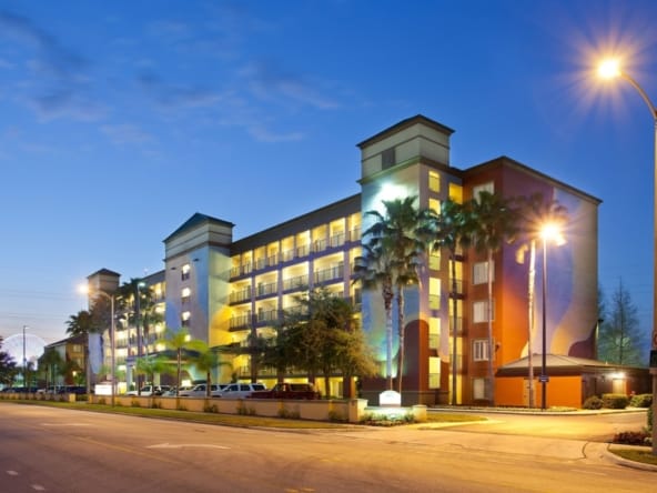 Orlando’s Sunshine Resort, A Bluegreen Resort Exterior