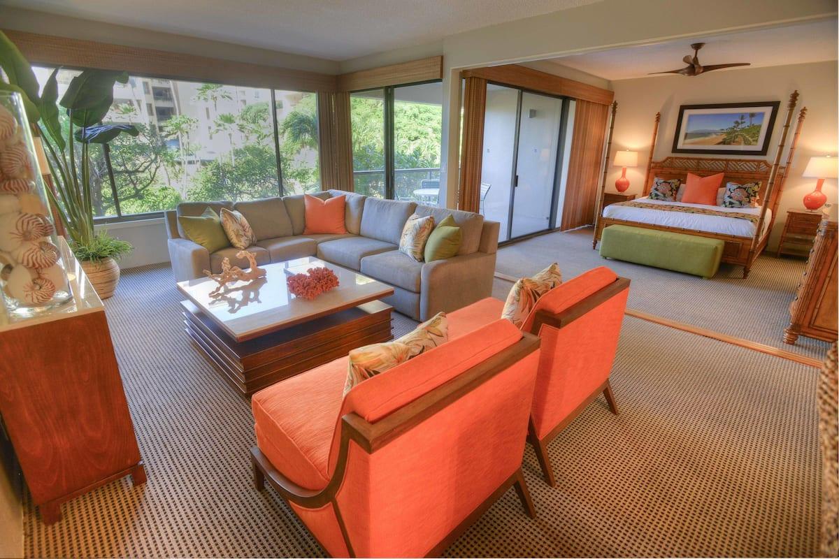 Sands Of Kahana Vacation Club living room