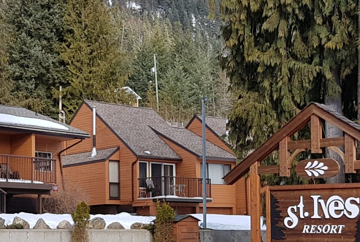 St. Ives Resort On Shuswap