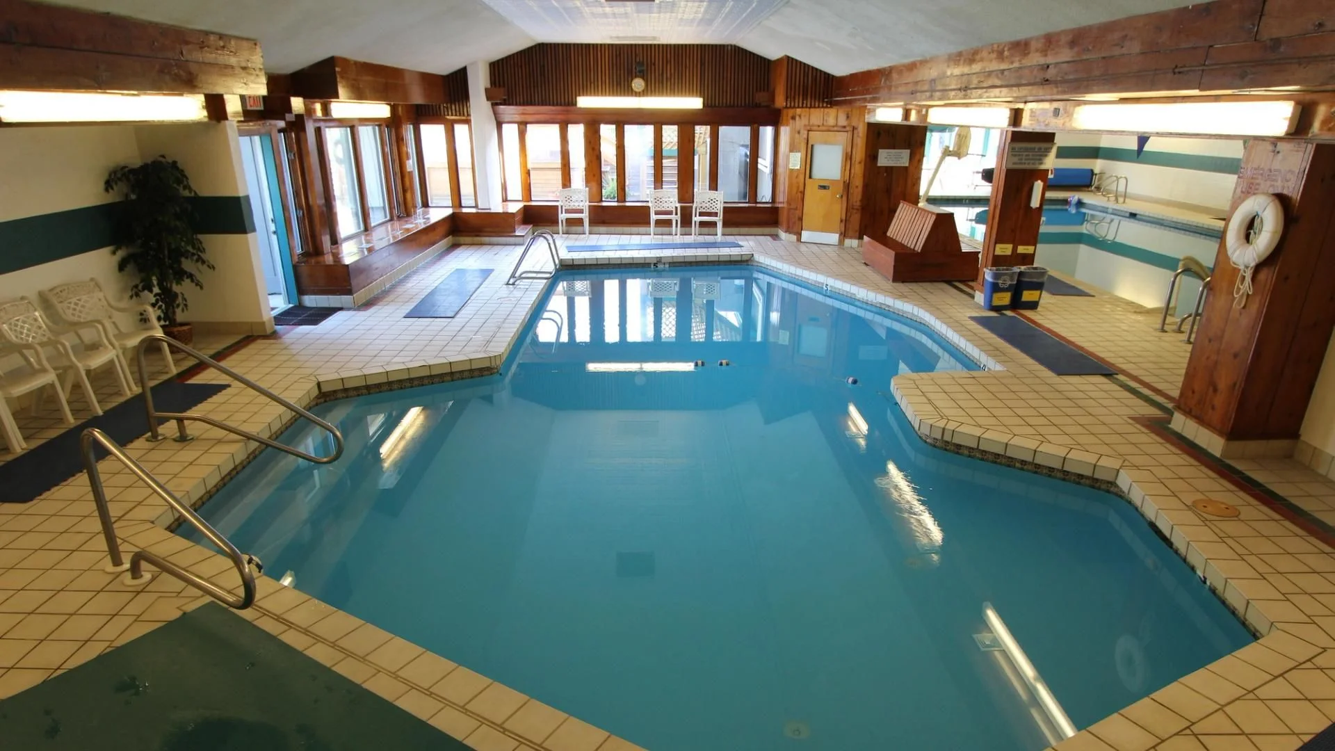 Village Of Loon Mountain Indoor Pool