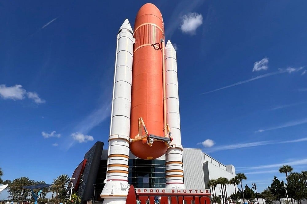 kennedy space center orlando attractions besides disney