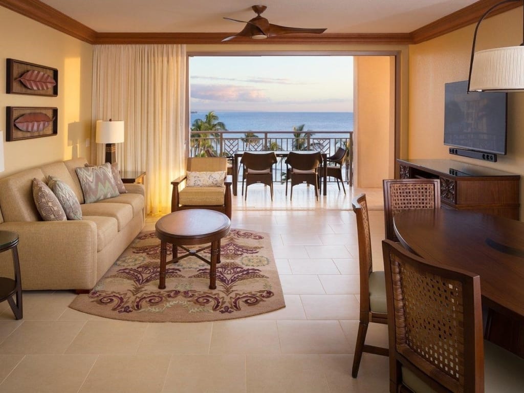 hyatt ka'anapali beach living room