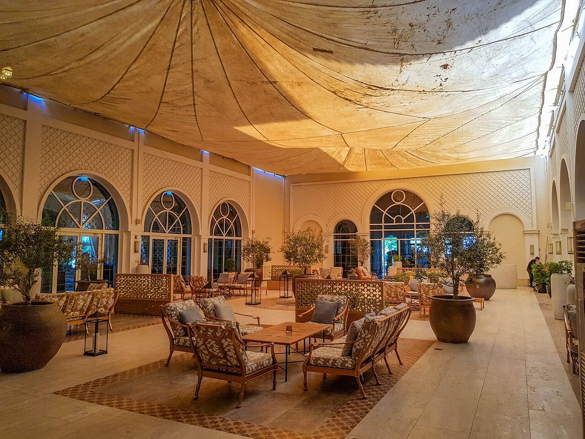 Royal Villas – Al Habtoor Polo Resort Restaurant