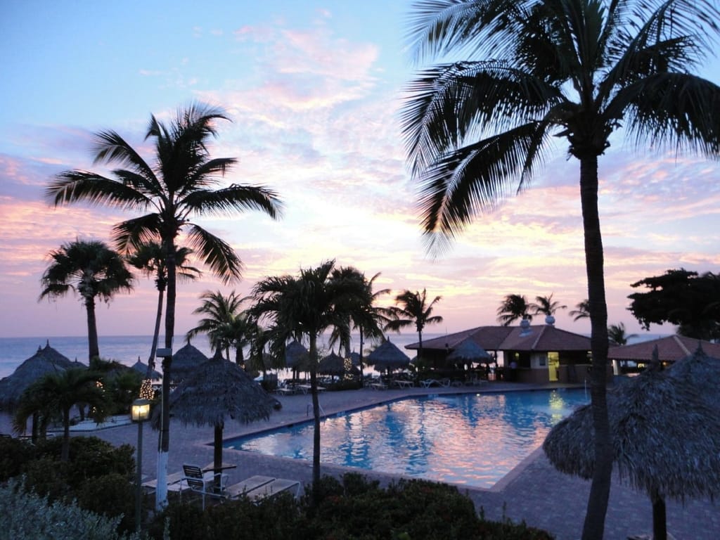 Aruba Beach Club Pool