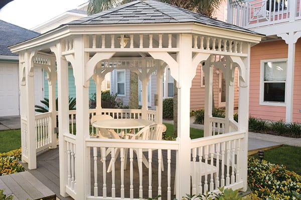 Beach Street Cottages Gazebo